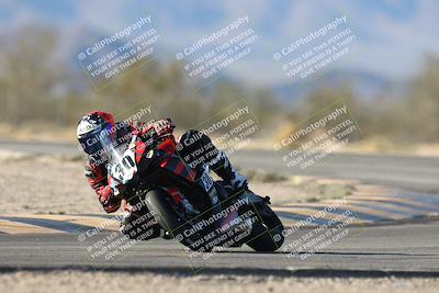 media/Dec-07-2025-CVMA (Sun) [[3e7d2de5dc]]/Race 12- Formula 40 MW and LW/